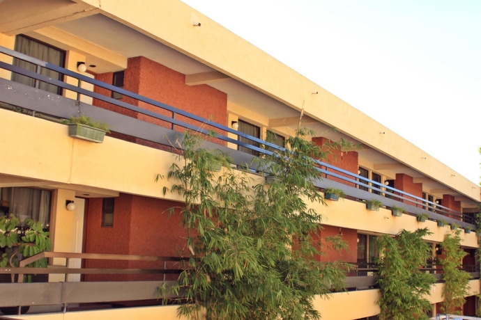 Imagen general del Hotel Hafersons Inn and Suites. Foto 3