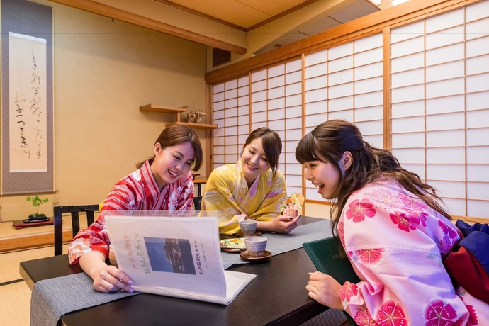 Imagen de la habitación del Hotel Hagi Kanko. Foto 7