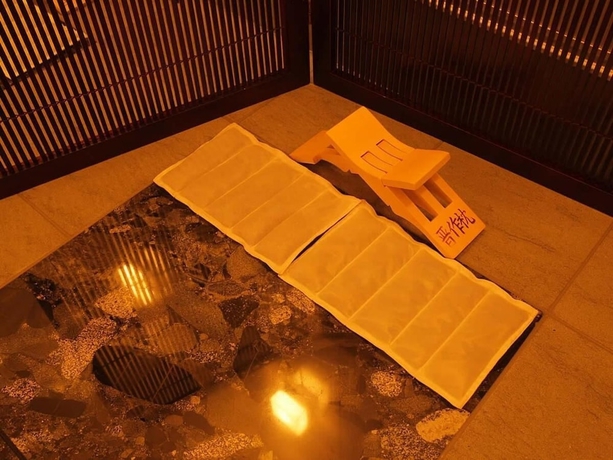 Imagen de la piscina del Hotel Hagi Royal Intelligent. Foto 16