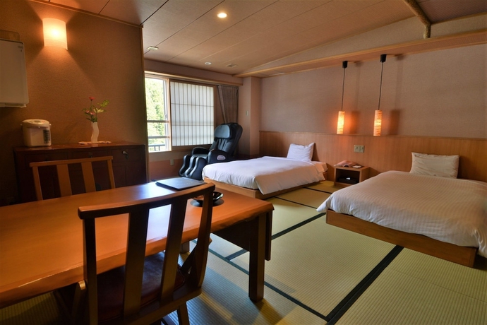 Imagen de la habitación del Hotel Hagihimenoyu Eirakukan. Foto 6