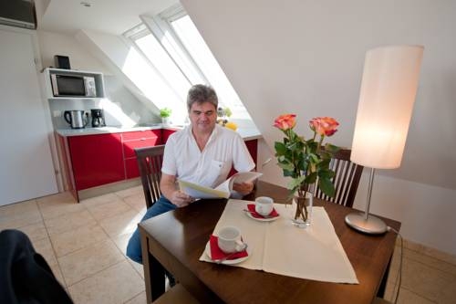 Imagen general del Hotel Hahn Apartments. Foto 16