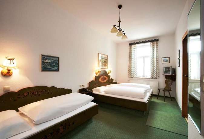 Imagen de la habitación del Hotel Hahn. Foto 9