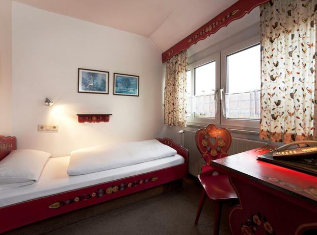 Imagen de la habitación del Hotel Hahn. Foto 11