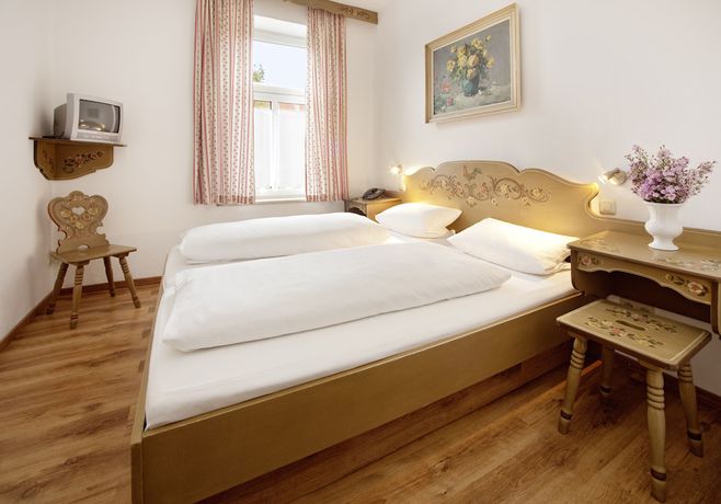 Imagen de la habitación del Hotel Hahn. Foto 15