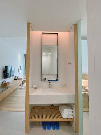 Imagen de la habitación del Hotel Hai Au Bien Cuong. Foto 36