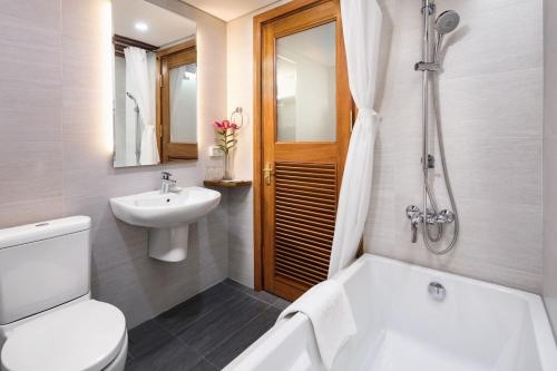 Imagen de la habitación del Hotel Hai Bay. Foto 7