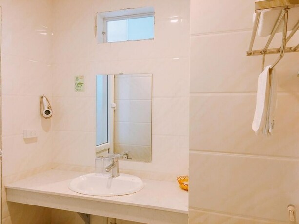Imagen de la habitación del Hotel Hai Dang. Foto 22