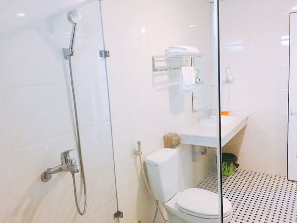 Imagen de la habitación del Hotel Hai Dang. Foto 26