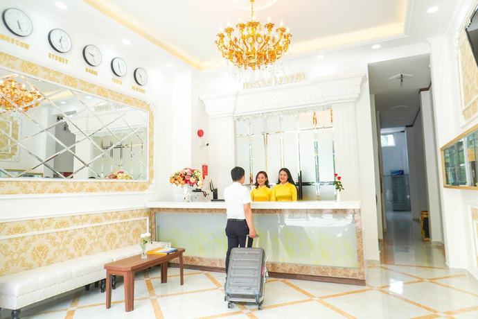 Imagen de los interiores del Hotel Hai Van Luxury. Foto 15
