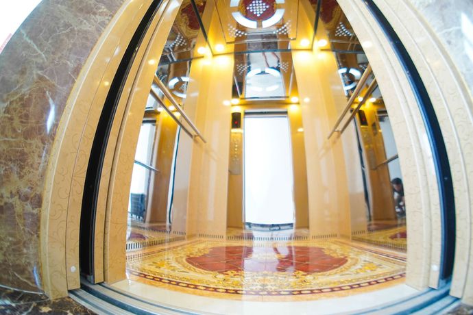 Imagen de los interiores del Hotel Hai Van Luxury. Foto 17