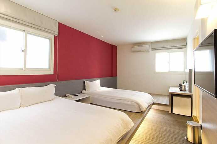 Imagen general del Hotel Haifu and Suites. Foto 3