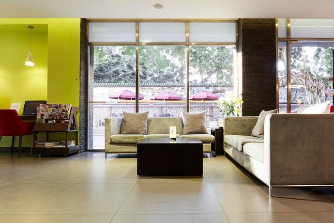 Imagen general del Hotel Haifu and Suites. Foto 7