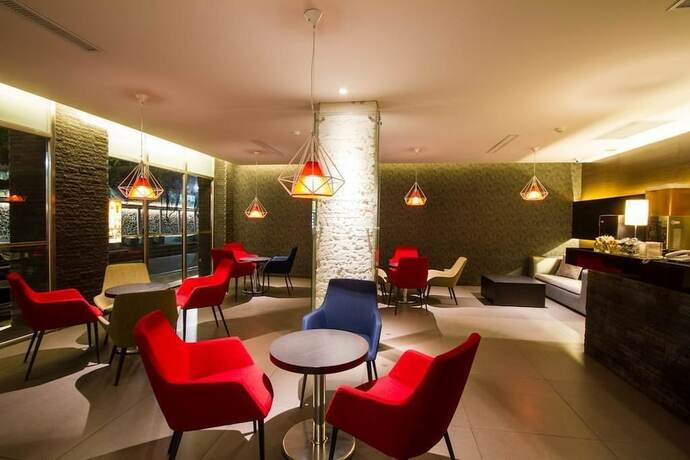 Imagen general del Hotel Haifu and Suites. Foto 8