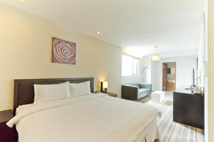 Imagen de la habitación del Hotel Haifu and Suites. Foto 27