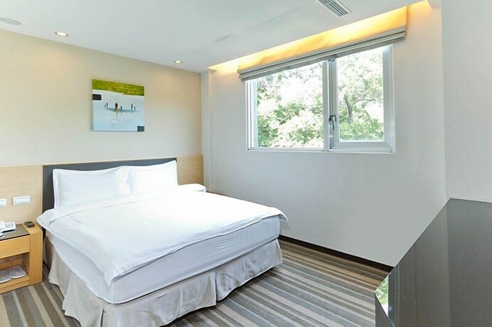 Imagen de la habitación del Hotel Haifu and Suites. Foto 39