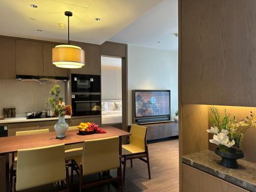Imagen de la habitación del Hotel Haikou Hongyuan by The Crest Collection. Foto 17