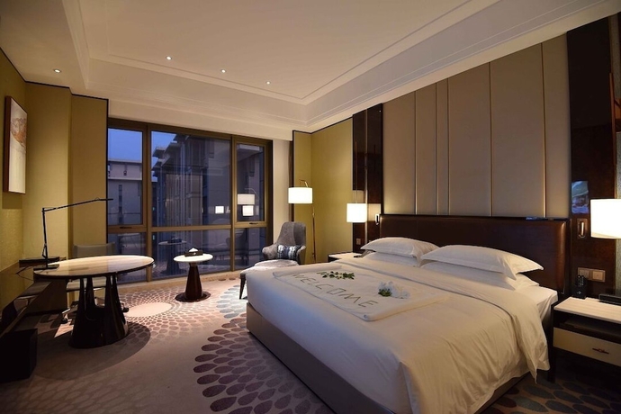 Imagen de la habitación del Hotel Haikou Yatter Hotel, Vignette Collection by IHG. Foto 2