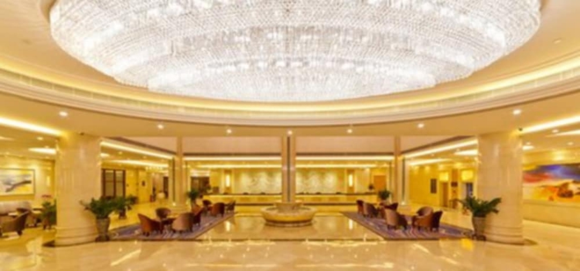 Imagen de los interiores del Hotel Haili Garden. Foto 15