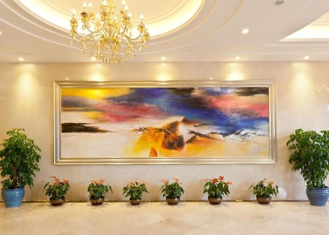 Imagen de los interiores del Hotel Haili Garden. Foto 18