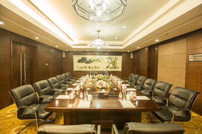 Imagen de los interiores del Hotel Hailian International. Foto 16