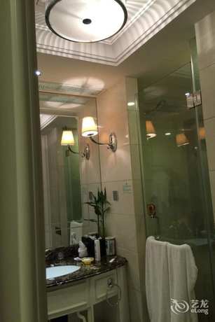 Imagen de la habitación del Hotel Haina Baichuan Hotel. Foto 5