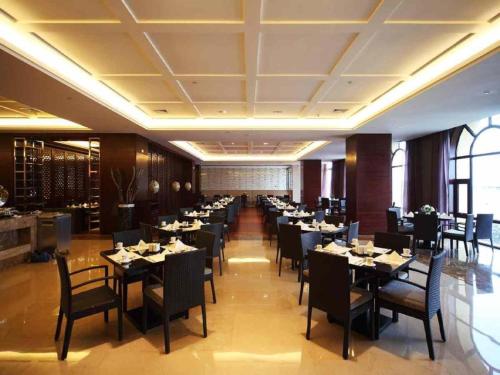 Imagen general del Hotel Haiyang Shenglong Jianguo. Foto 3
