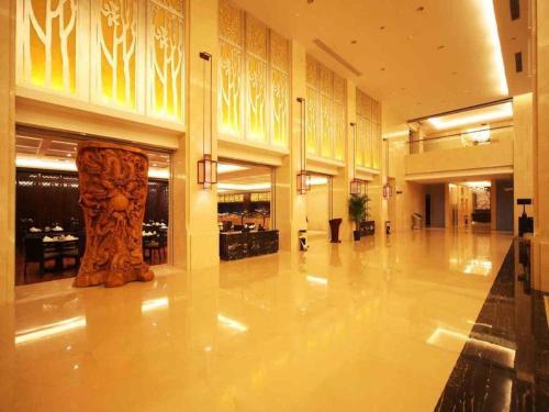Imagen general del Hotel Haiyang Shenglong Jianguo. Foto 4