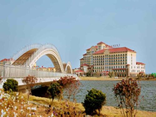 Imagen general del Hotel Haiyang Shenglong Jianguo. Foto 10
