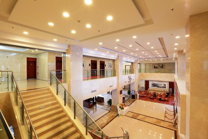 Imagen de los interiores del Hotel Haiyue Hotel, Binhailu. Foto 17