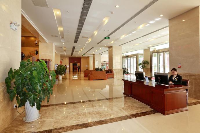 Imagen de los interiores del Hotel Haiyue Hotel, Binhailu. Foto 19