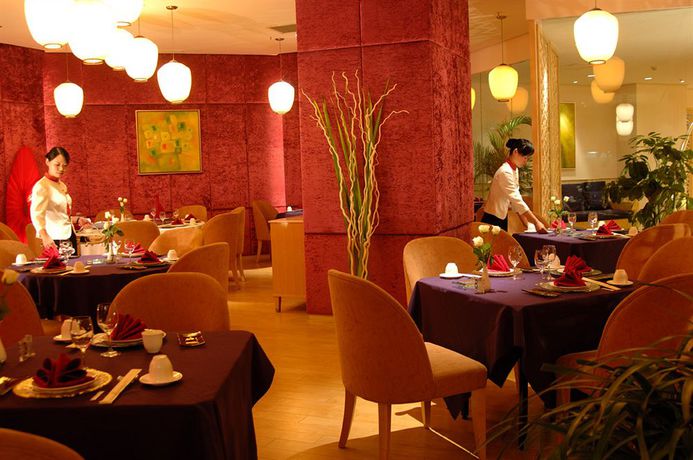 Imagen del bar/restaurante del Hotel Haiyue Jianguo. Foto 2