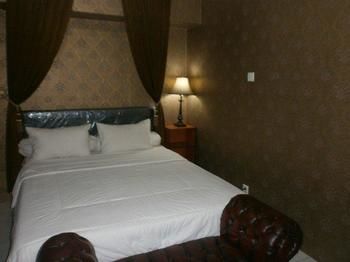 Imagen de la habitación del Hotel Hajjah Ririn's Kebagusan City. Foto 2