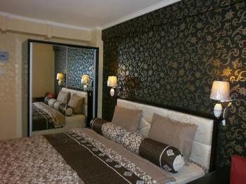 Imagen de la habitación del Hotel Hajjah Ririn's Kebagusan City. Foto 8
