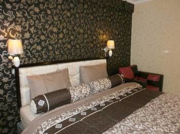 Imagen de la habitación del Hotel Hajjah Ririn's Kebagusan City. Foto 9