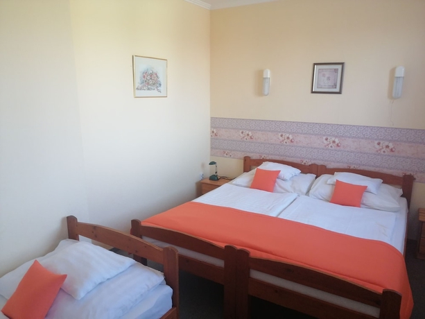 Imagen de la habitación del Hotel Hajnal. Foto 6