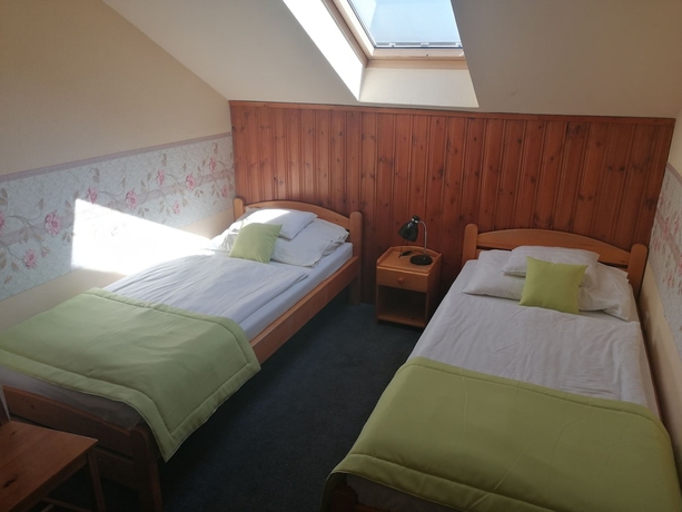 Imagen de la habitación del Hotel Hajnal. Foto 10