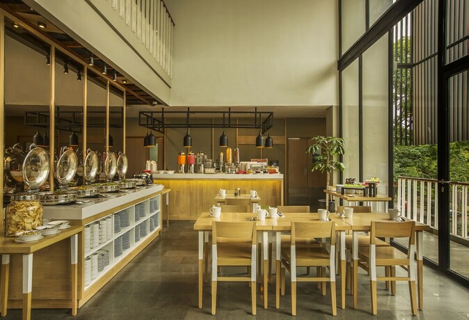 Imagen del bar/restaurante del Hotel Ha-ka Semarang Managed By Parador. Foto 17