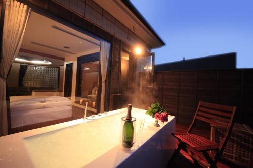 Imagen de la habitación del Hotel Hakone Bettei Koyoi. Foto 8