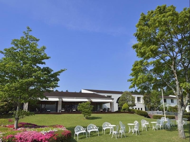 Imagen de los exteriores del Hotel Hakone Lake. Foto 13