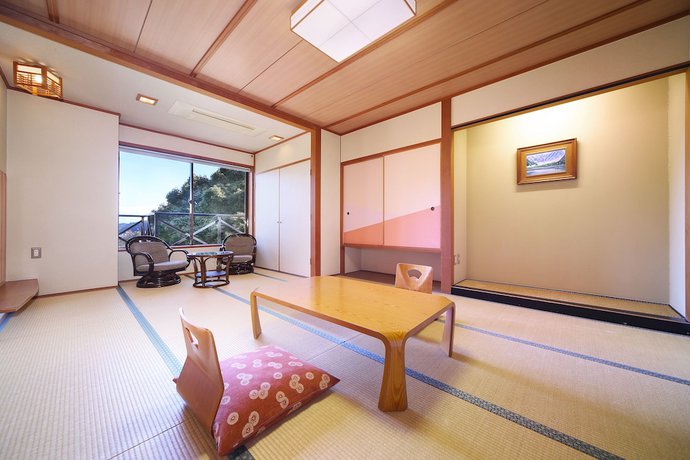 Imagen de la habitación del Hotel Hakonenomori Okada. Foto 3