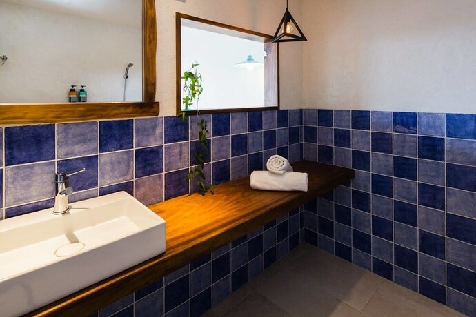 Imagen de la habitación del Hotel Haku Beach Days Inn. Foto 26