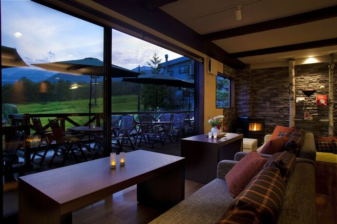 Imagen del bar/restaurante del Hotel Hakuba Berghaus. Foto 2