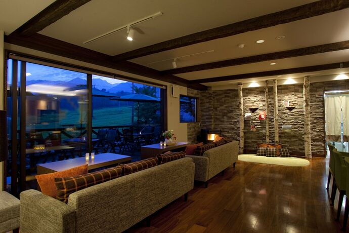 Imagen del bar/restaurante del Hotel Hakuba Berghaus. Foto 3