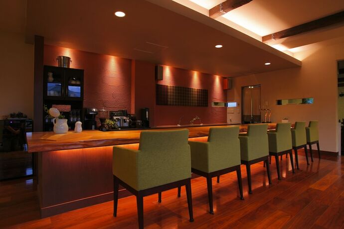 Imagen del bar/restaurante del Hotel Hakuba Berghaus. Foto 4