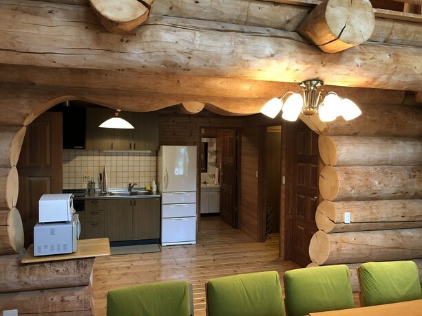 Imagen de la habitación del Hotel Hakuba Canadian Lodge. Foto 22