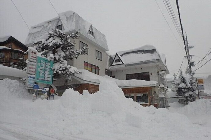 Imagen general del Hotel Hakuba Cortina Lodge. Foto 2