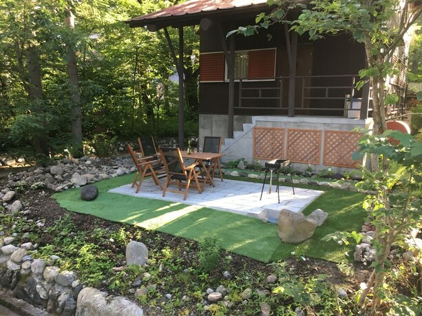 Imagen de los exteriores del Hotel Hakuba Echo Chalet. Foto 11
