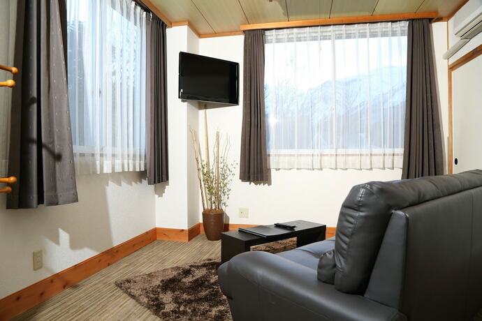Imagen de la habitación del Hotel Hakuba Echo. Foto 12