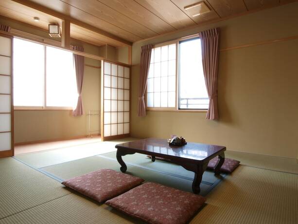 Imagen de la habitación del Hotel Hakuba Hana No Sato. Foto 16