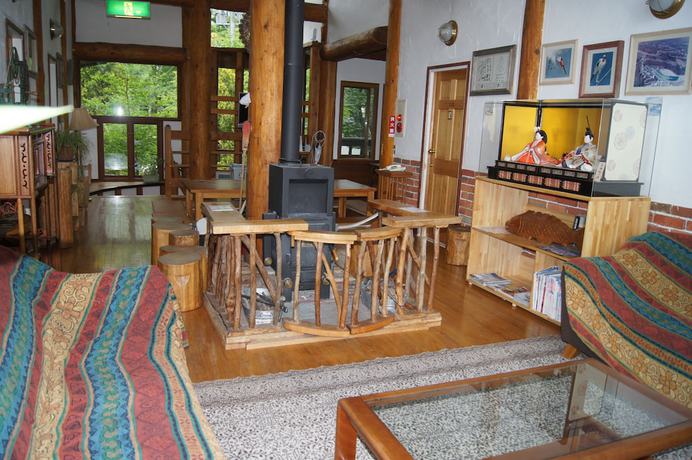 Imagen de los interiores del Hotel Hakuba Log Meteor. Foto 7